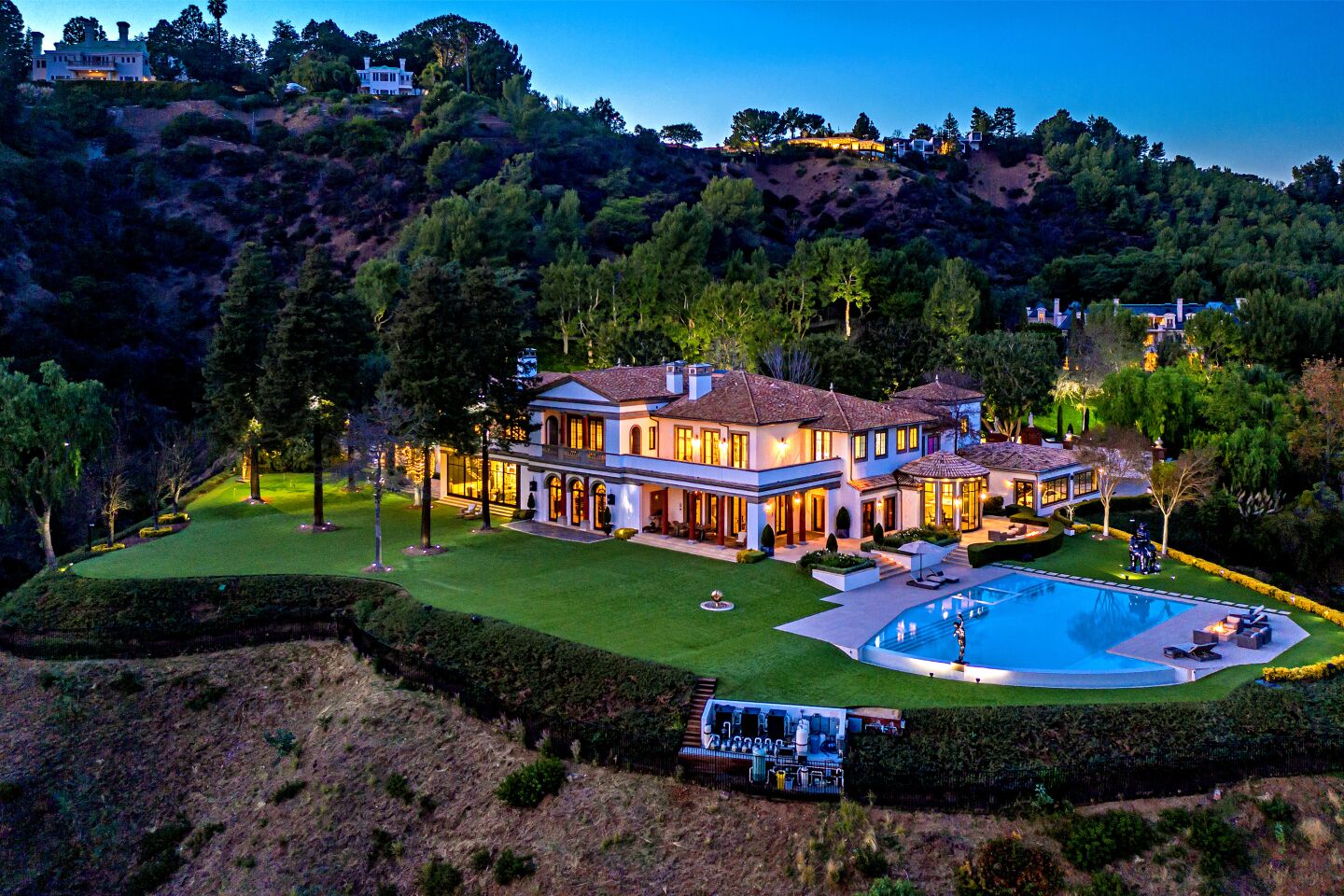 Places Where The Rich Settle